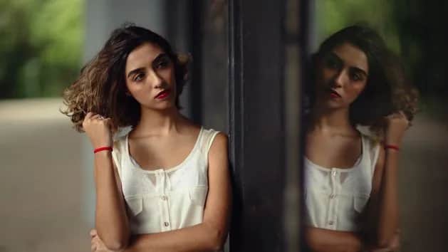 Odbicie lustrzane w Photoshopie: Prosty poradnik krok po kroku